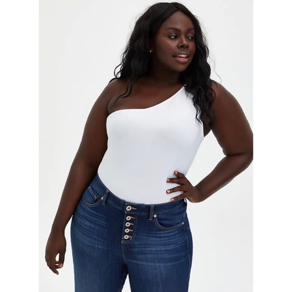 🆕 White One Shoulder Foxy Top 3X 22 24 NWT Torrid - Picture 5 of 7